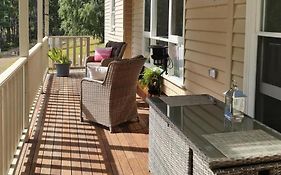 Jo'S Farmhouse B&B